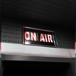 你听操女警嫩逼
